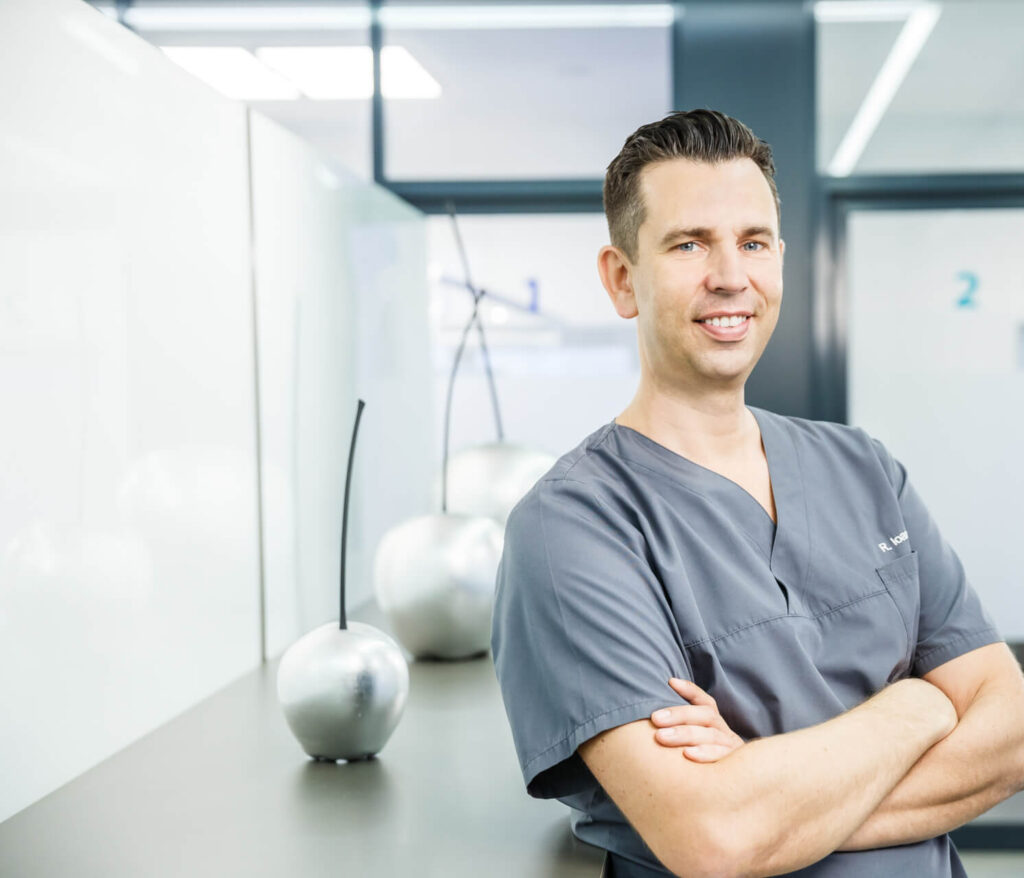Remus Ioana — Implantologie in Essen